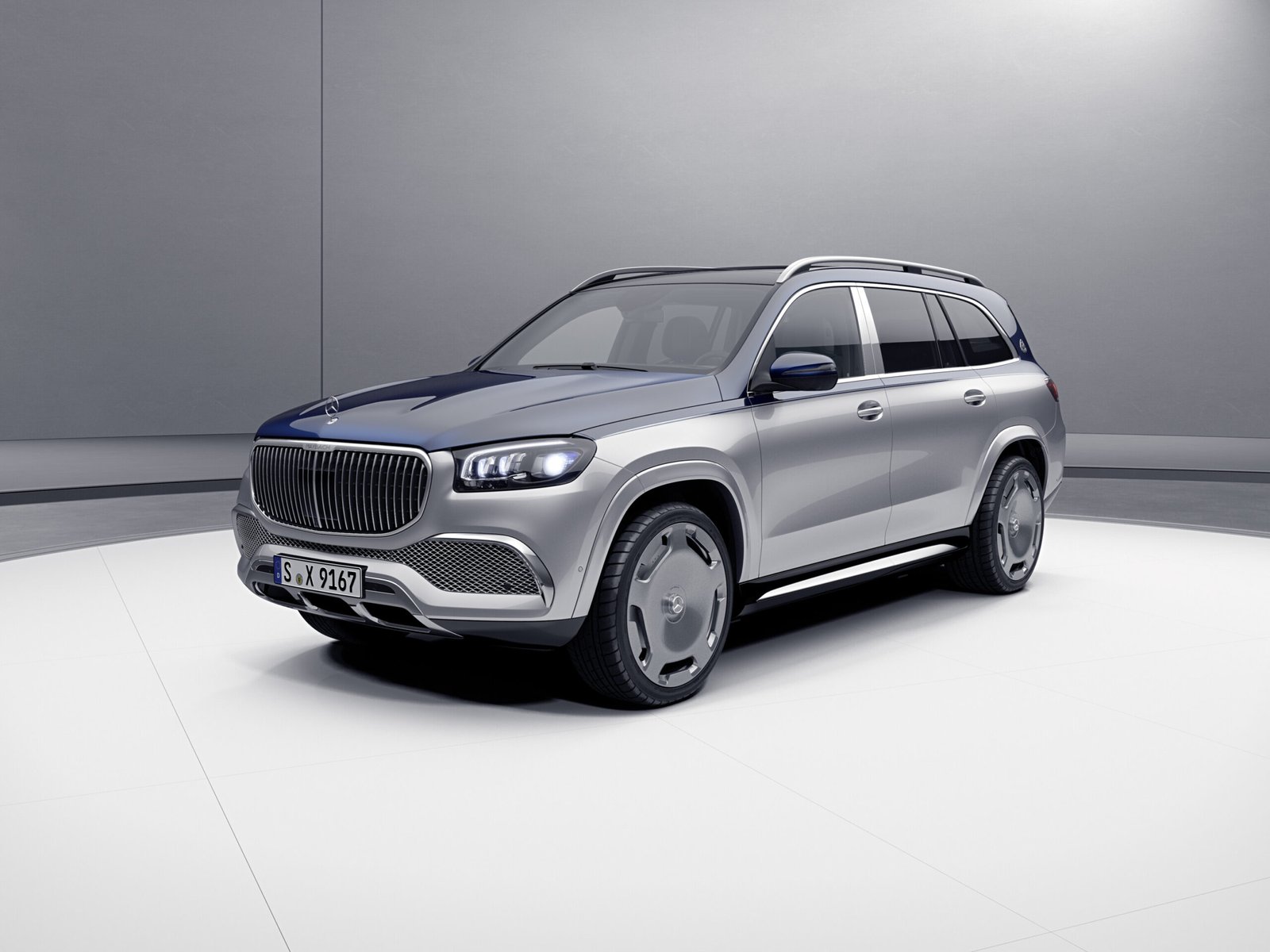 Maybach GLS 600 Hire Gold Coast - Luxury Car Hire